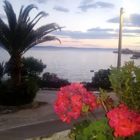 Charming Sunset Ii Jesenice (Split-Dalmatia)